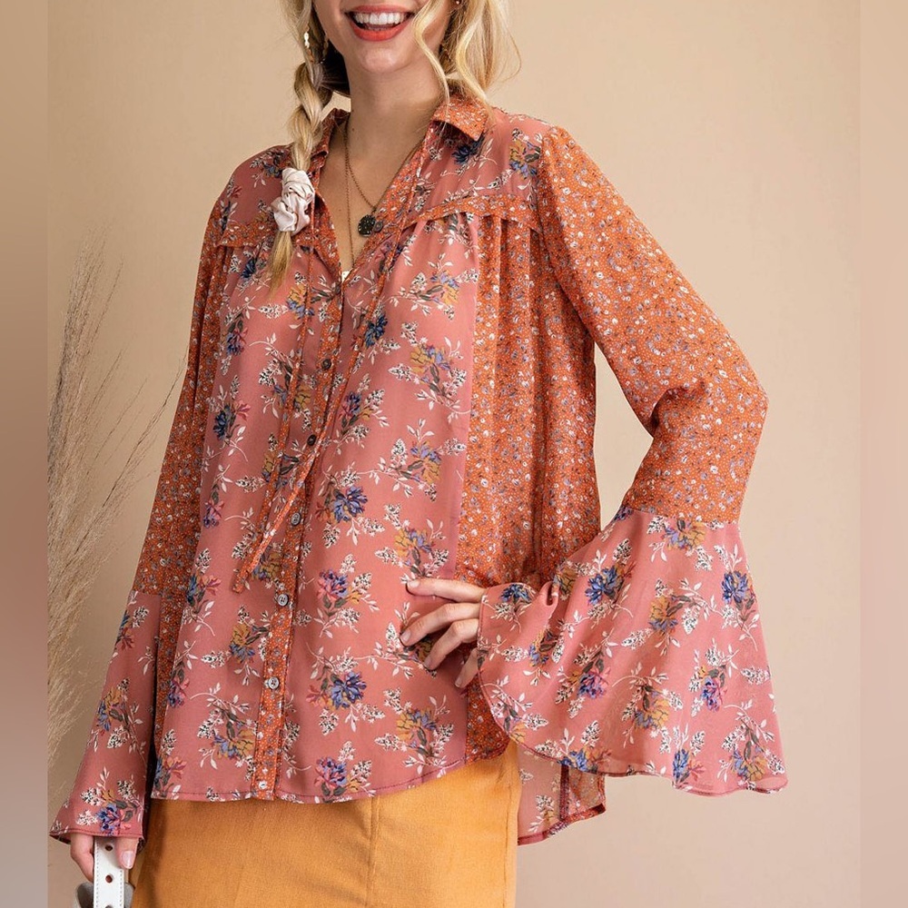 Kori Floral Bell Sleeve Blouse in Coral and Rust